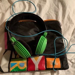 JBL wired headphones 🎧